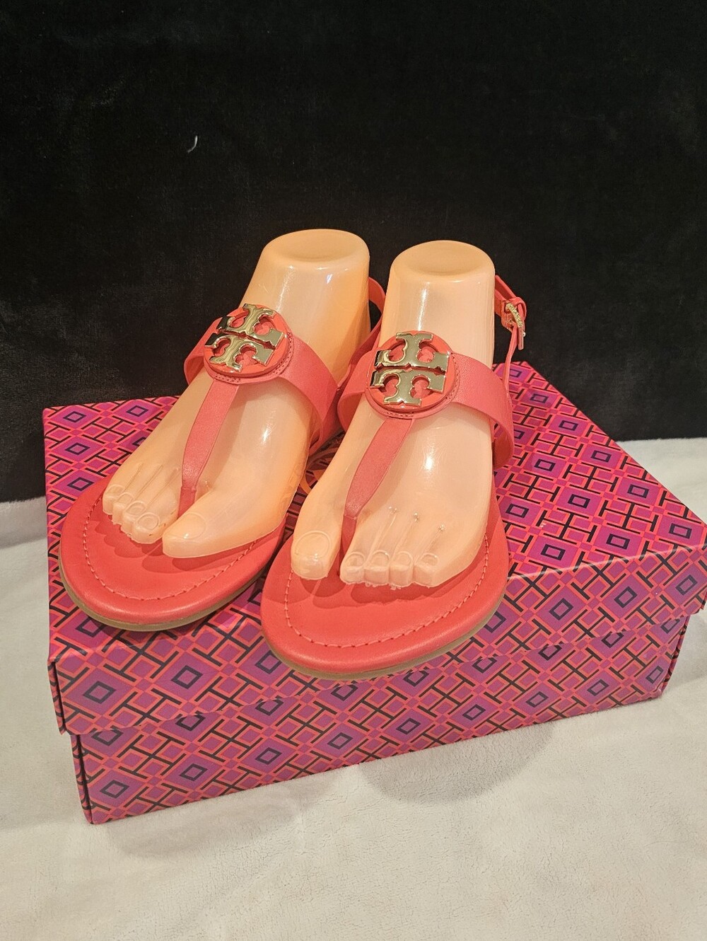 Tory Burch Samba/Orange Miller Thong Sandals with Gold Logo- Size 8